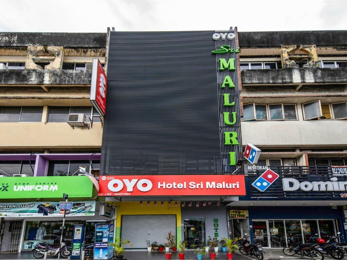 Oyo 220 Hotel Sri Maluri Kuala Lumpur Exteriér fotografie