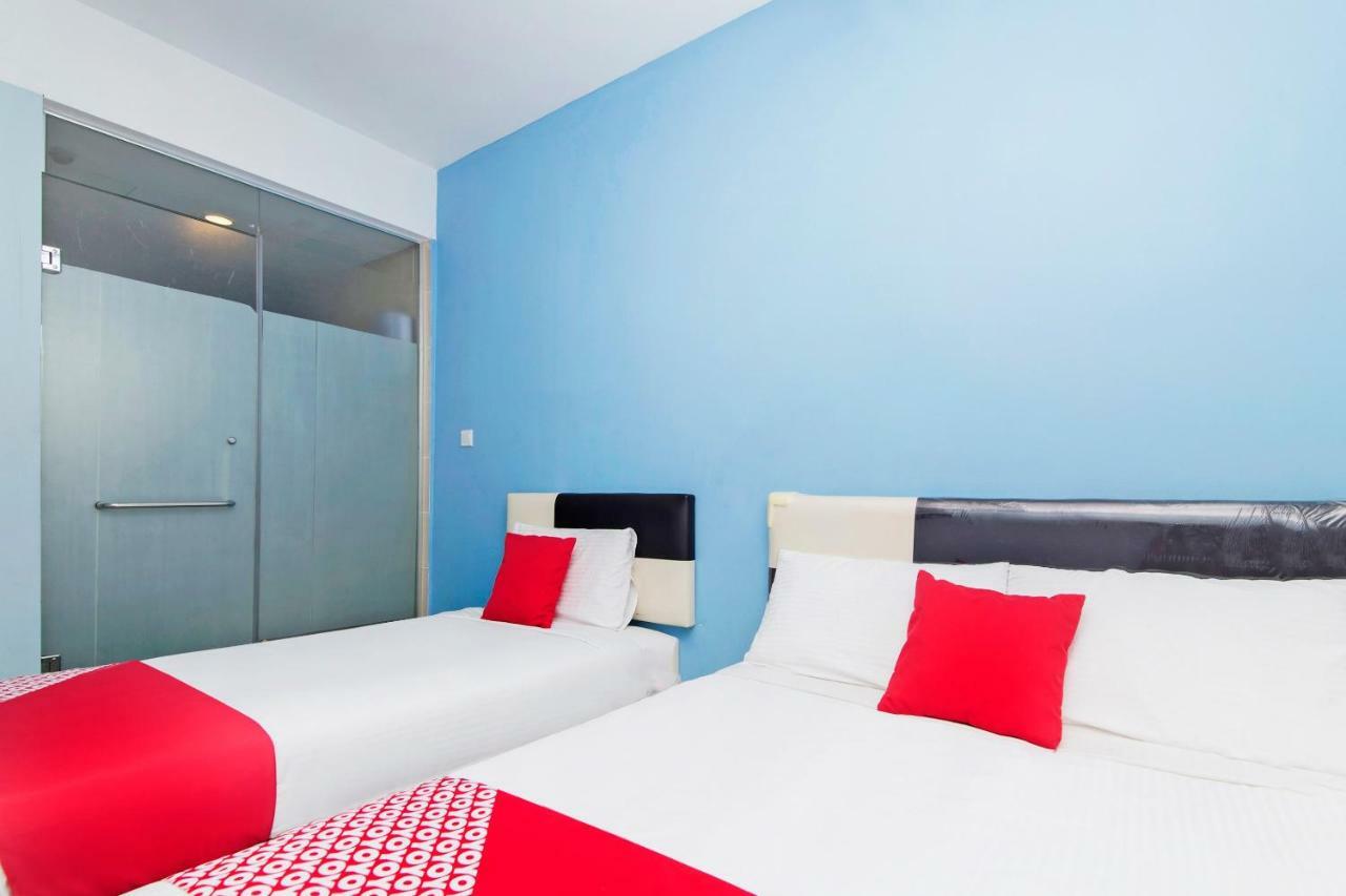 Oyo 220 Hotel Sri Maluri Kuala Lumpur Exteriér fotografie